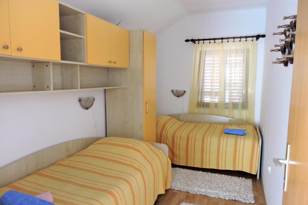 Apartments By The Sea Veli Rat, Dugi Otok - 436 Exterior foto